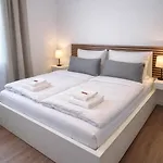 Boutique Celler Altstadt - 24h Check-in Hotel Celle